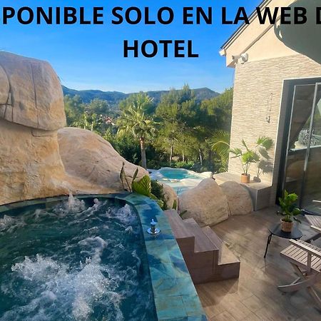 Отель Petit Mirador Torrelles De Llobregat Экстерьер фото